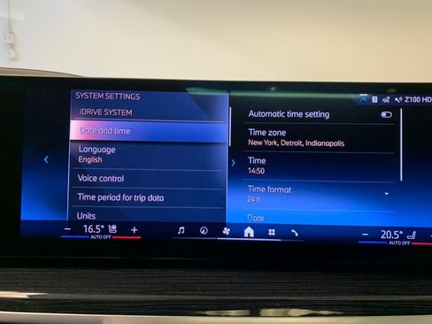 Used 2024 BMW X7 xDrive40i w/ Executive Package image 52