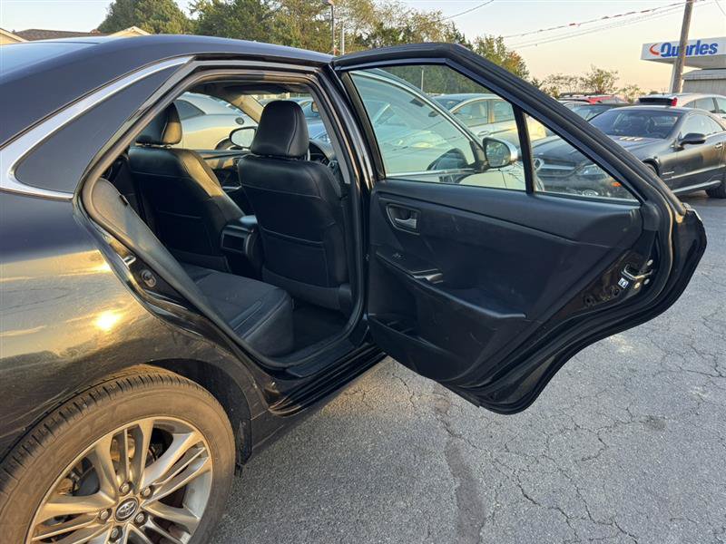 Used 2017 Toyota Camry SE FWD image 10