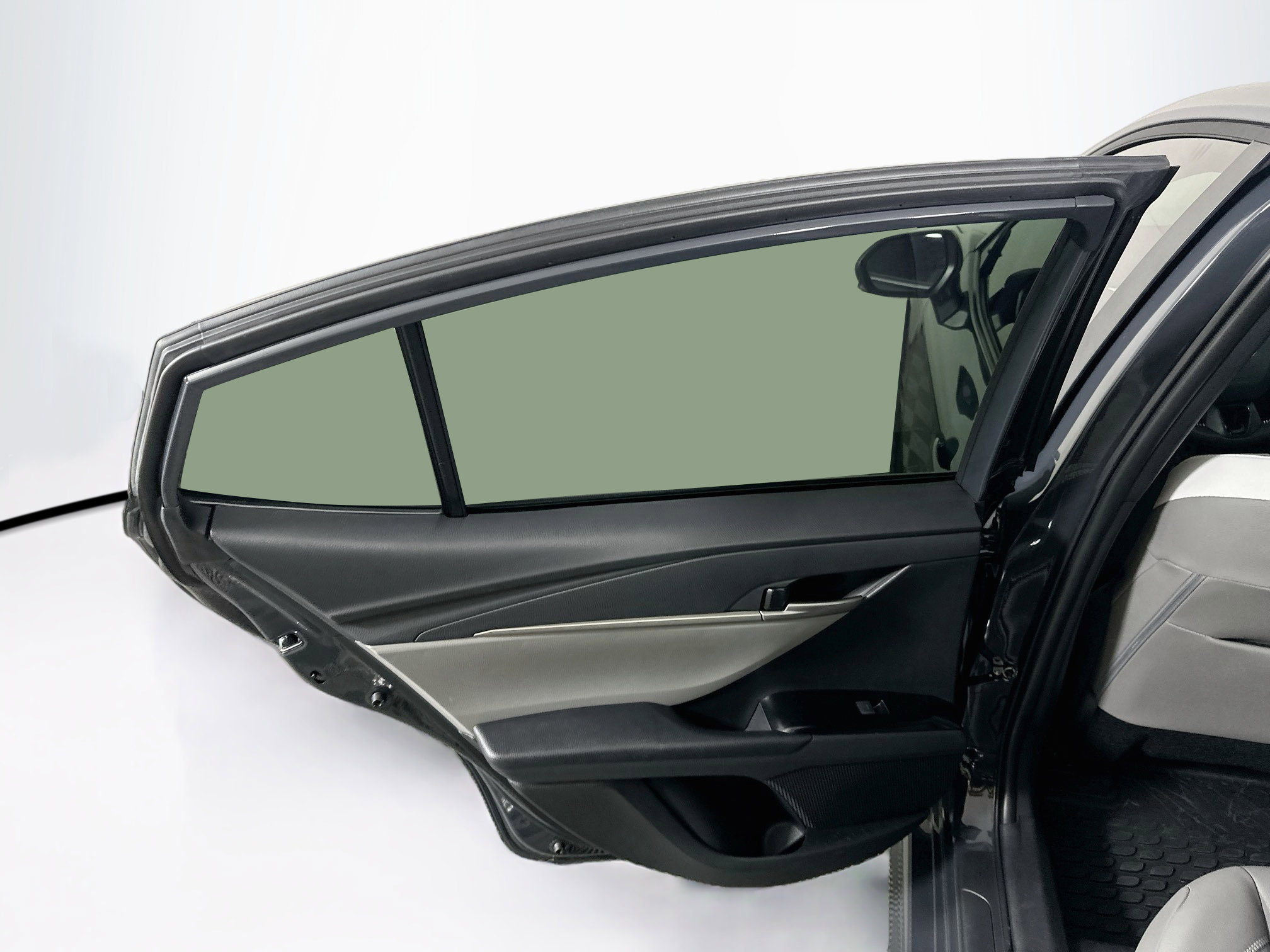 Used 2026 Toyota Camry SE w/ Multimedia Upgrade Package FWD image 26