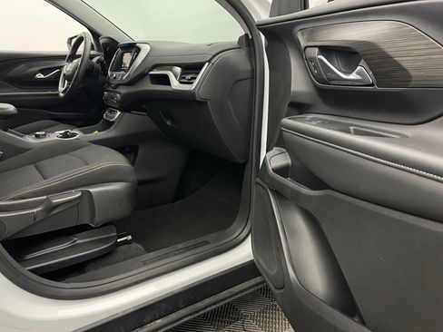 Used 2024 GMC Terrain SLE FWD image 28