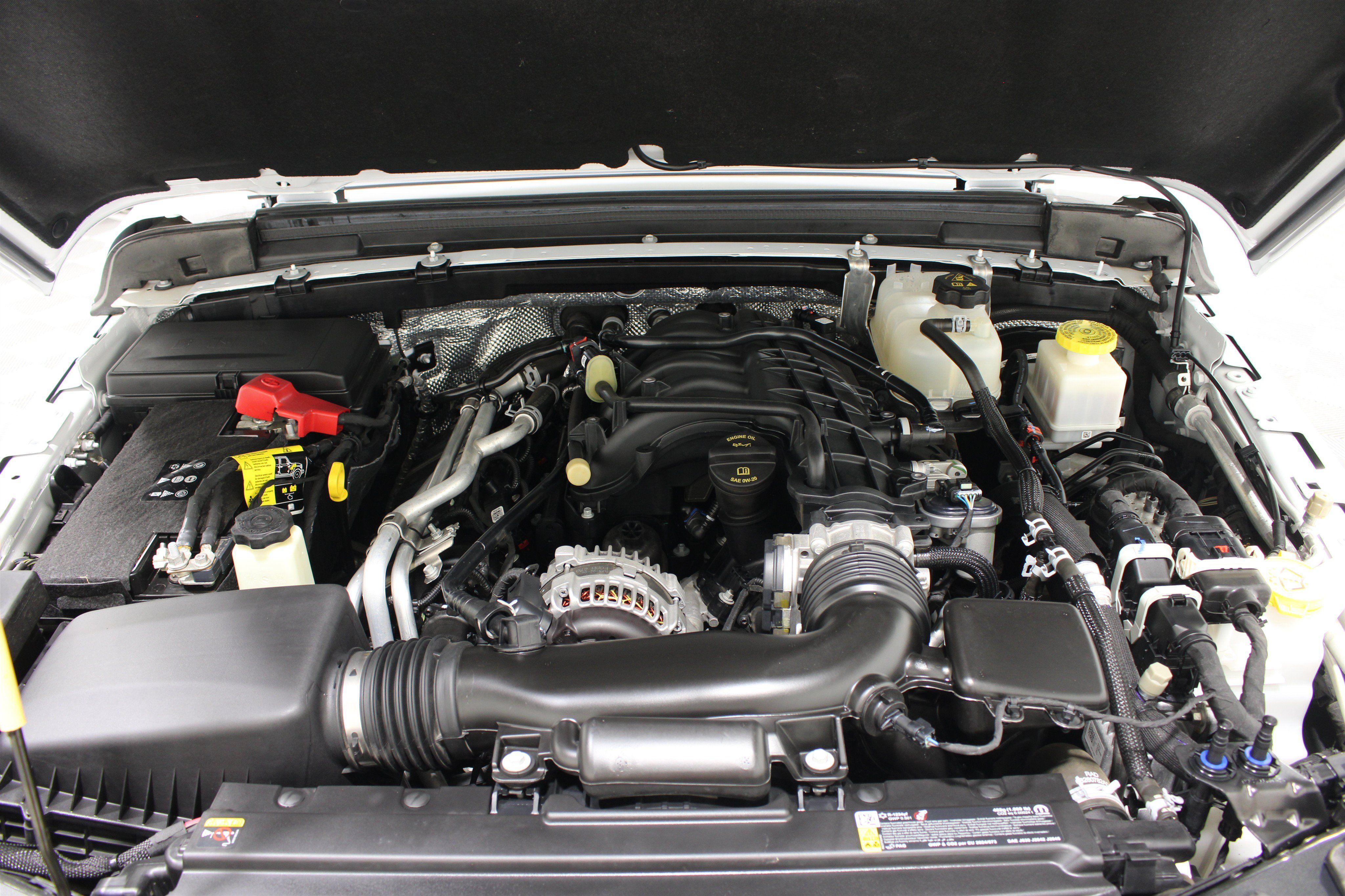 Used 2025 Jeep Gladiator Sport AWD/4WD image 37