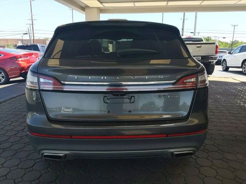 Used 2019 Lincoln Nautilus Reserve AWD/4WD image 6