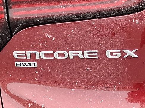 Used 2025 Buick Encore GX Sport Touring image 31