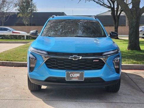 Used 2025 Chevrolet Trax RS w/ Driver Confidence Package image 10