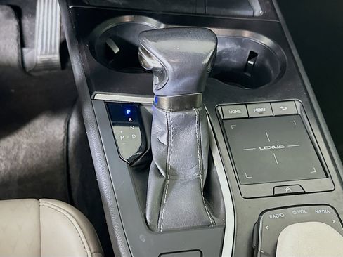 Used 2019 Lexus UX 200 F Sport image 24