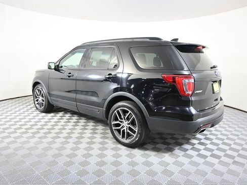 Used 2016 Ford Explorer Sport w/ Equipment Group 401A AWD/4WD image 4