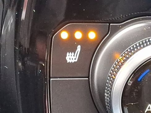 New 2026 Toyota Highlander XLE image 16