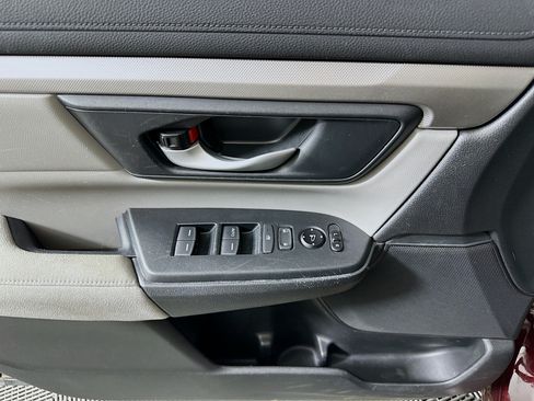 Used 2018 Honda CR-V LX image 15