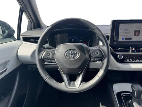 Used 2026 Toyota Corolla SE FWD image 12