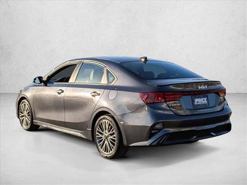 Used 2023 Kia Forte GT-Line w/ GT-Line Technology Package FWD image 8