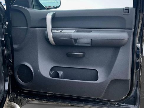 Used 2009 Chevrolet Silverado 1500 LT w/ Power Pack Plus AWD/4WD image 34