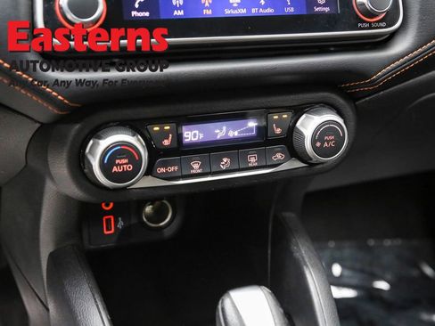 Used 2020 Nissan Versa SR w/ Convenience Package image 20