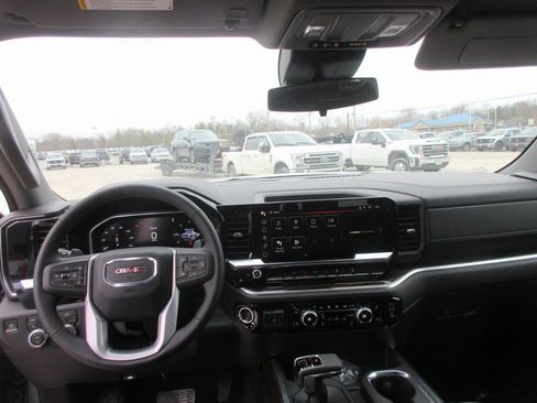 New 2026 GMC Sierra 1500 Elevation AWD/4WD image 16