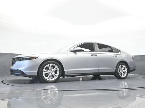 Used 2024 Honda Accord LX image 52