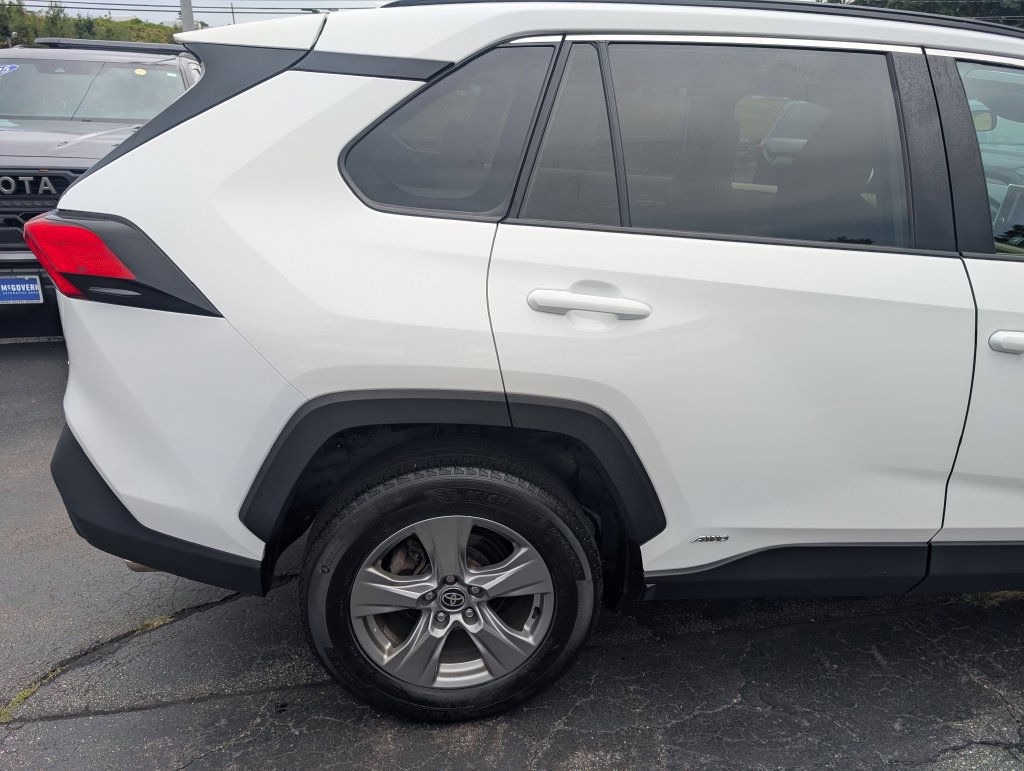 Certified 2023 Toyota RAV4 XLE w/ Convenience Package AWD/4WD image 9