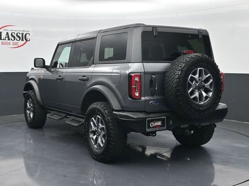 Used 2024 Ford Bronco Badlands image 8