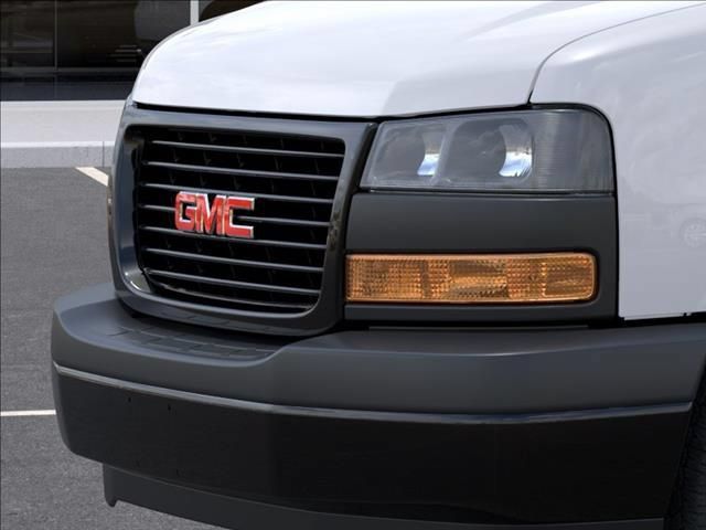 New 2026 GMC Savana 3500 w/ Driver Convenience Package RWD image 16
