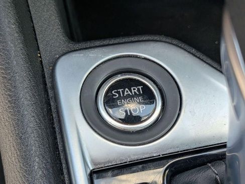 Used 2024 Nissan Sentra SV FWD image 21