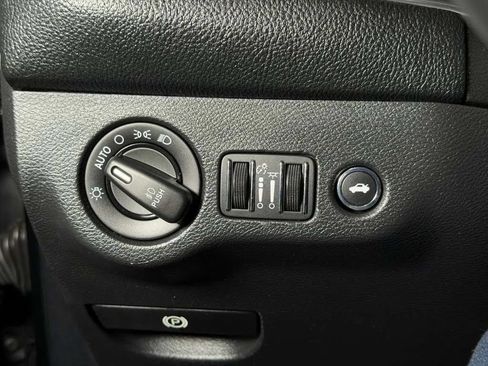 Used 2016 Dodge Challenger R/T w/ Blacktop Package RWD image 23