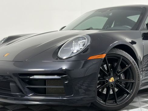 Certified 2024 Porsche 911 Carrera T RWD image 12