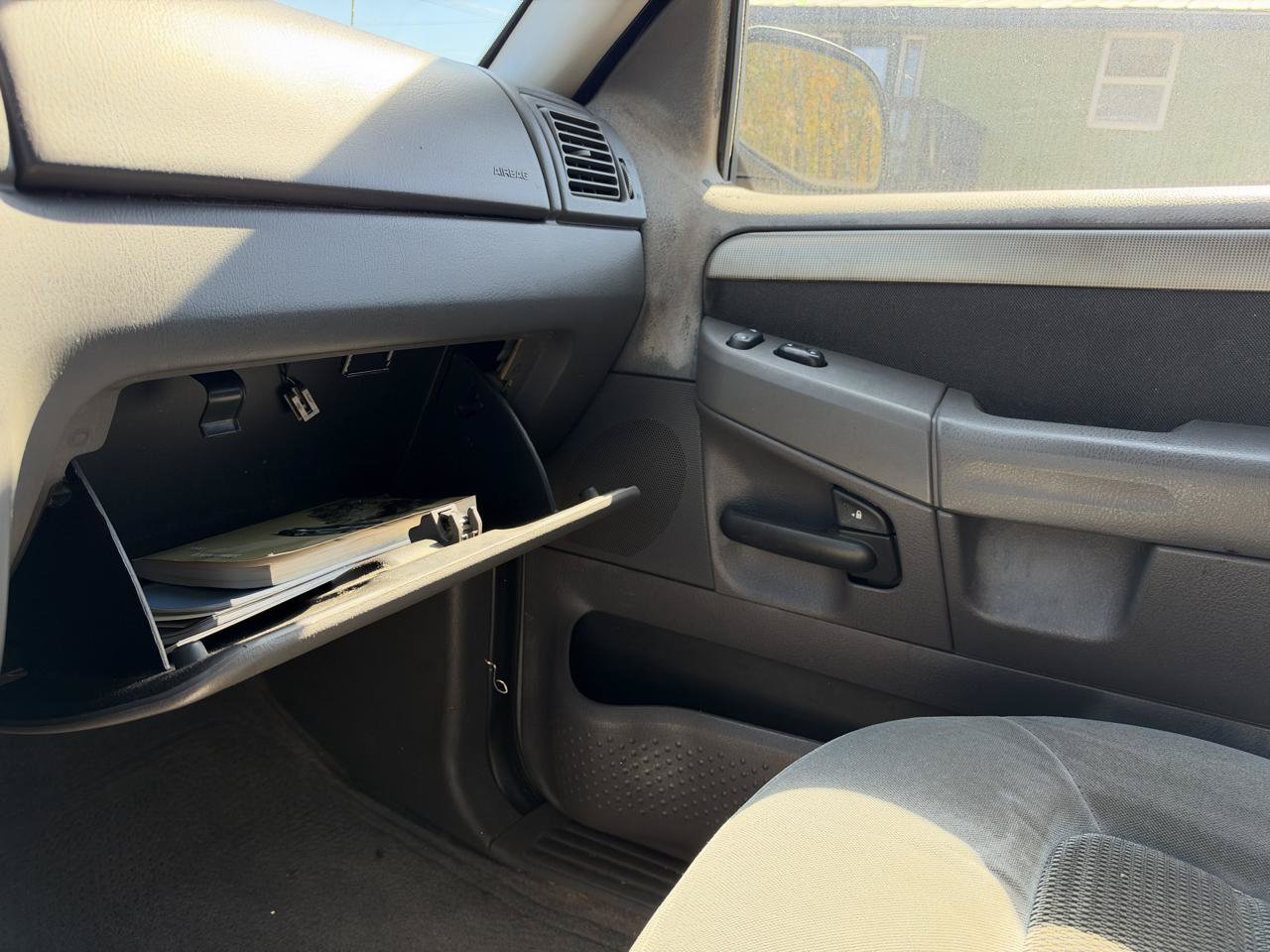 Used 2003 Ford Explorer XLT RWD image 16