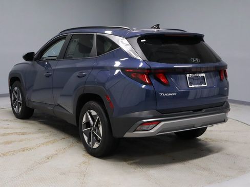 Certified 2025 Hyundai Tucson SEL image 12