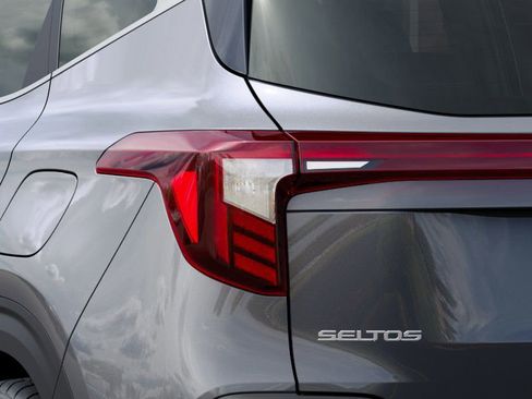 New 2026 Kia Seltos SX image 9