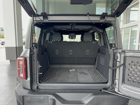 Certified 2023 Ford Bronco Wildtrak AWD/4WD image 8