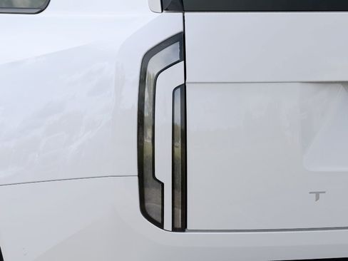New 2027 Kia Telluride SX FWD image 11