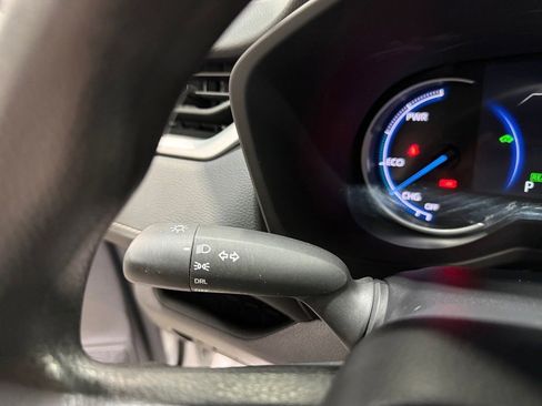 Used 2024 Toyota RAV4 LE image 34