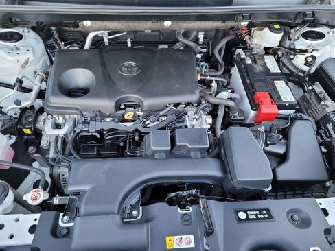 Used 2024 Toyota RAV4 XLE image 9