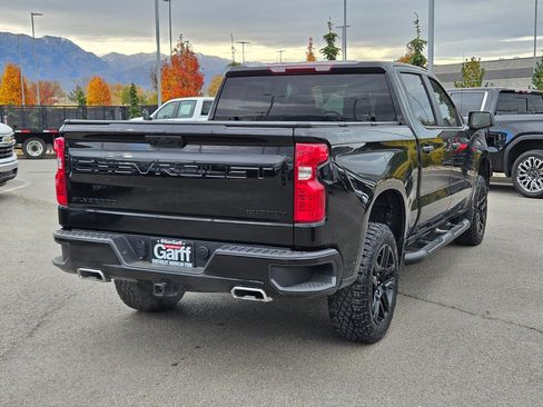 Used 2024 Chevrolet Silverado 1500 Custom Trail Boss w/ Midnight Edition image 3