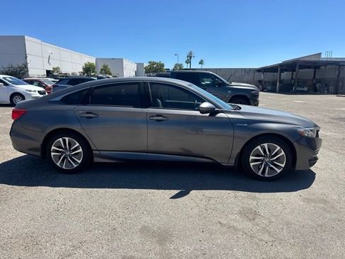 Used 2019 Honda Accord Hybrid image 4
