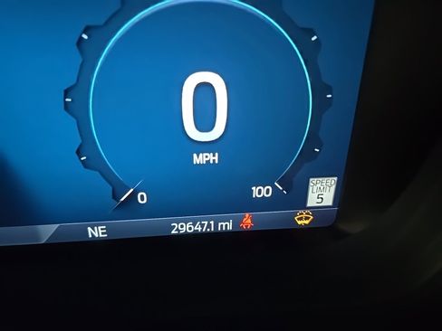 Used 2024 Ford F350 Lariat w/ Lariat Ultimate Package image 3