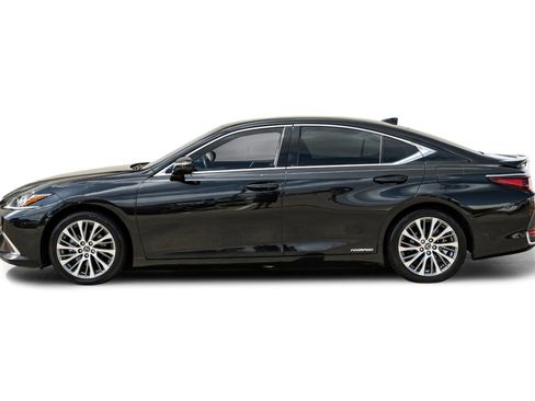 Used 2020 Lexus ES 300h w/ Premium Package FWD image 11