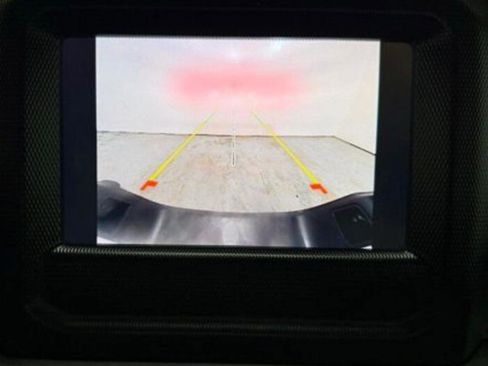 Used 2023 Jeep Gladiator Sport AWD/4WD image 12