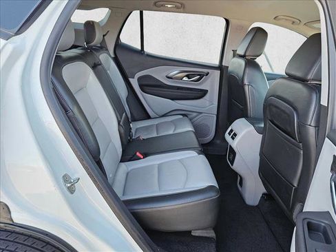 Used 2020 GMC Terrain SLT AWD/4WD image 18