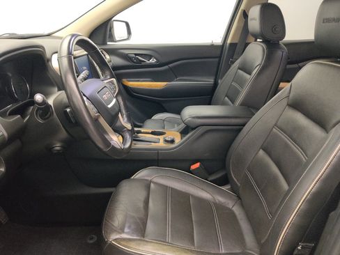Used 2017 GMC Acadia Denali w/ Technology Package AWD/4WD image 17