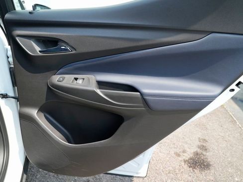 Used 2022 Chevrolet Bolt EUV Premier image 34