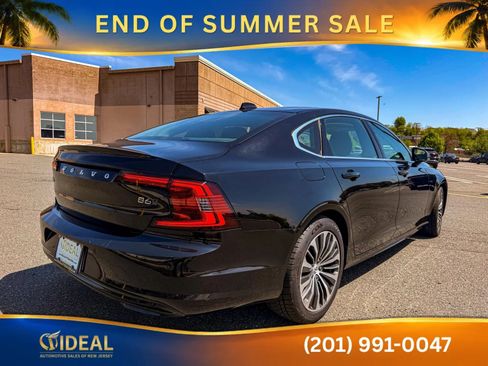 Used 2022 Volvo S90 B6 Momentum AWD/4WD image 8
