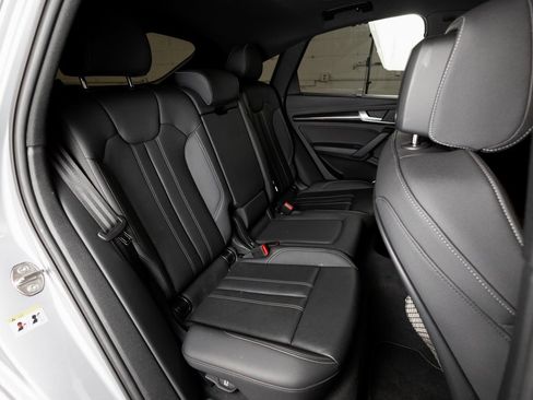 Used 2022 Audi SQ5 Premium Plus image 28