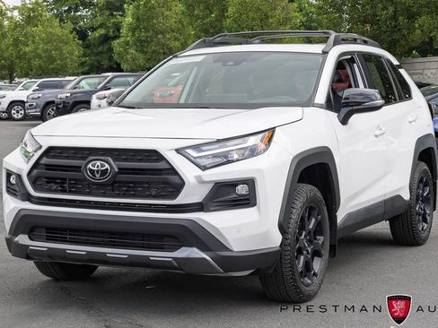 Used 2024 Toyota RAV4 TRD Off-Road w/ Weather Package AWD/4WD image 15