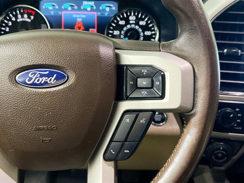 Used 2018 Ford F150 Lariat w/ Equipment Group 502A Luxury image 19