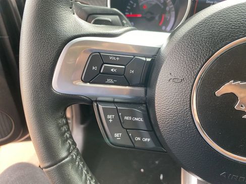 Used 2019 Ford Mustang Coupe image 21