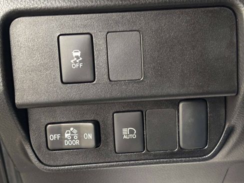 Used 2022 Toyota Tacoma SR AWD/4WD image 26