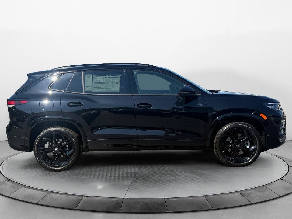 New 2026 Volkswagen Tiguan SE R-Line AWD/4WD image 8