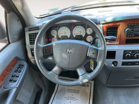 Used 2006 Dodge Ram 1500 Truck Laramie RWD image 12