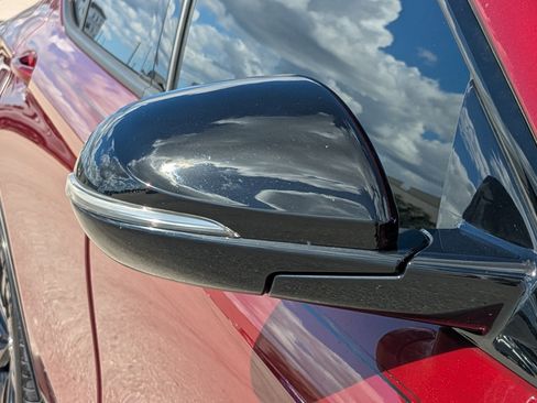 Used 2024 Buick Envista Sport Touring image 14