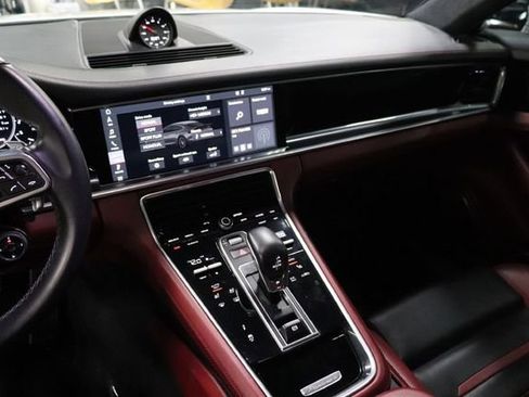 Used 2019 Porsche Panamera GTS AWD/4WD image 31