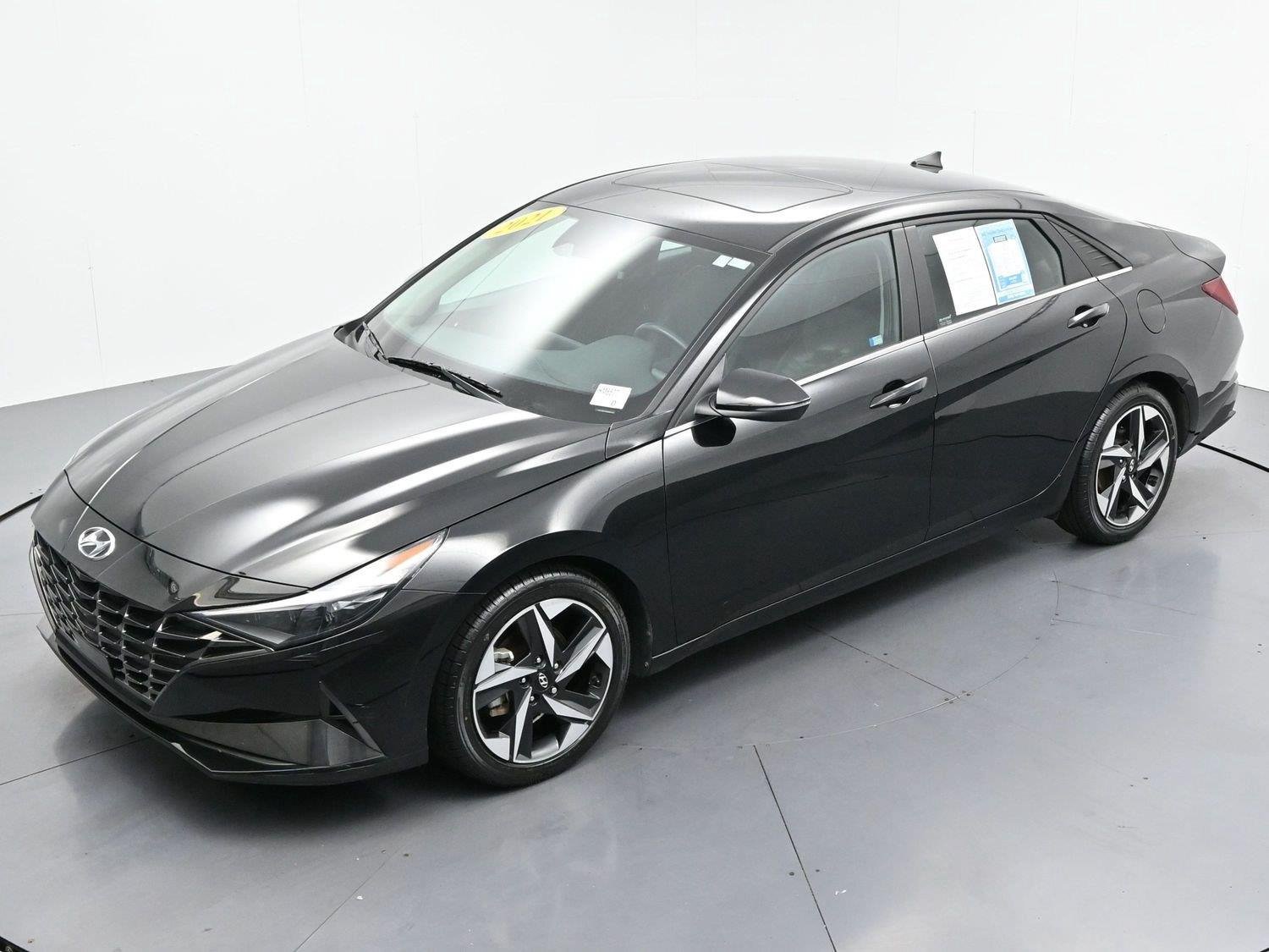 Used 2021 Hyundai Elantra Limited w/ Cargo Package FWD image 40